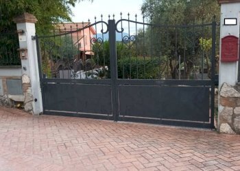 Cortile interno - Trilocale via Sant'Elena, Fara in Sabina - foto 22