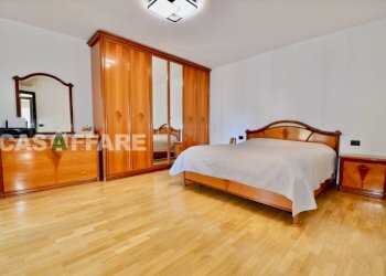 Camera da letto - Quadrilocale via San Francesco d'Assisi, Seriate - foto 15