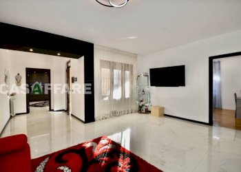 Salone - Quadrilocale via San Francesco d'Assisi, Seriate - foto 12