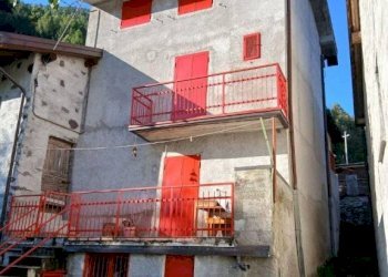 Facciata - Quadrilocale Località Bessega, Piateda - foto 2