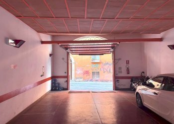 ingresso - Posto Auto via De Leprosetti, Bologna (zona Centro Storico) - foto 1