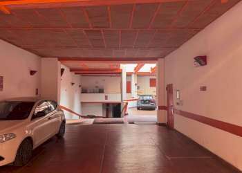 zone comuni - Posto Auto via De Leprosetti, Bologna (zona Centro Storico) - foto 7