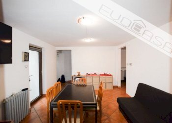 Casa semi indipendente Stradale Torre Pellice 108, Bricherasio - foto 8