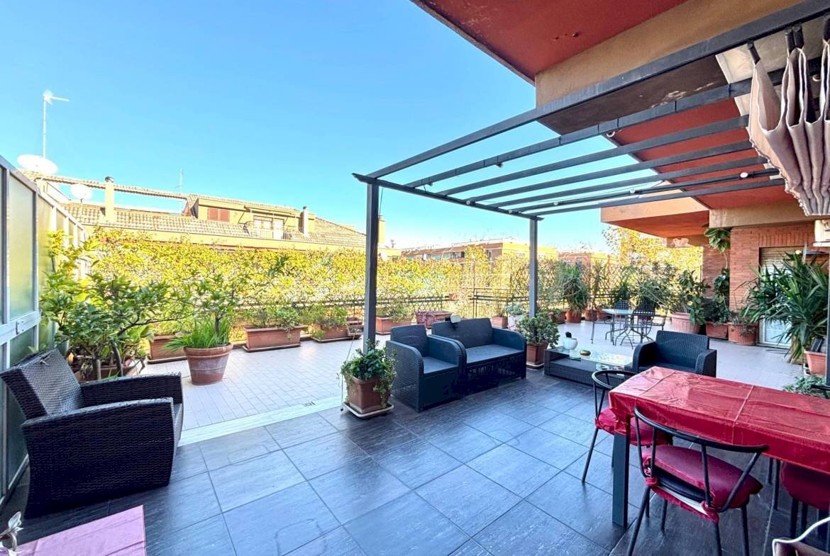 Attic Via della Magliana, Roma - photo 1