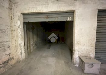 Box Via Roma, Banchette - foto 1