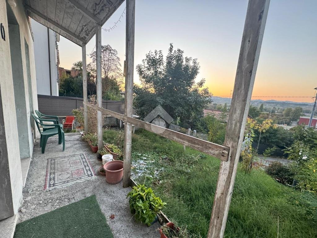 Casa indipendente Viale Dante, Sassuolo - foto 1