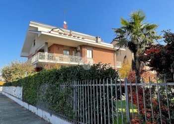 Quadrilocale Via mascagni, Rivalta di Torino - foto 2