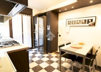 Quadrilocale via Giuseppe Verdi, frazione Milano 3, Basiglio - foto 4