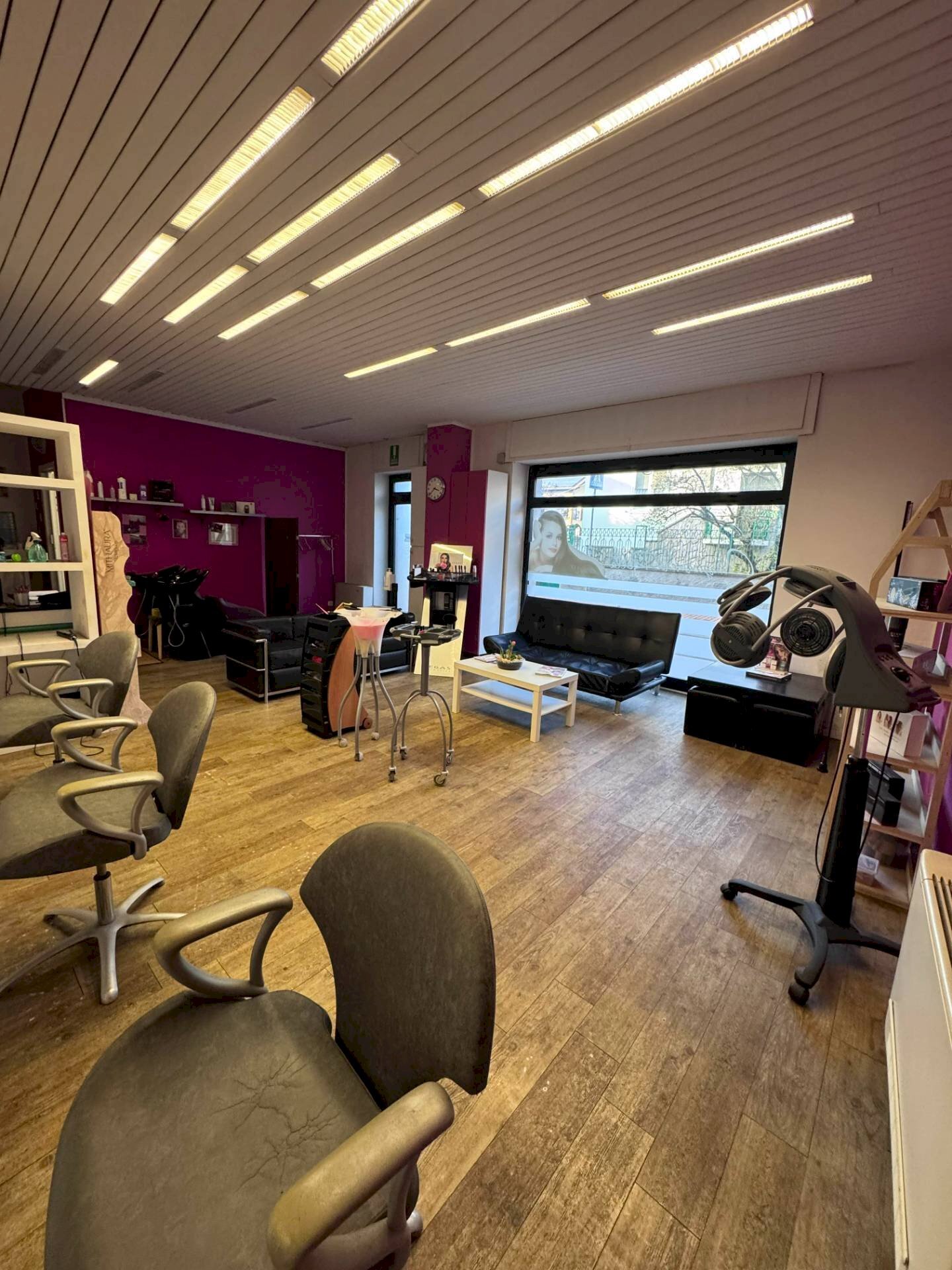 Foto 1 - Negozio Via Mazzini
 
33, Sedriano - foto 1