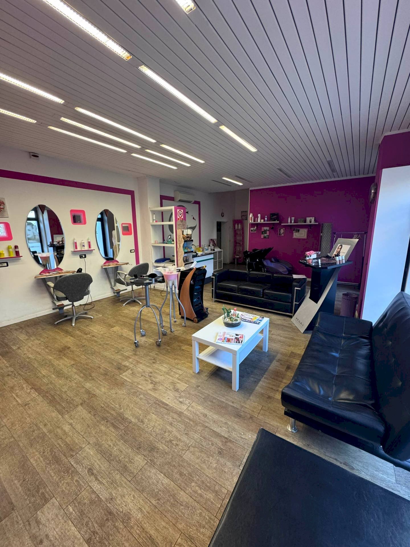 Foto 2 - Negozio Via Mazzini
 
33, Sedriano - foto 2