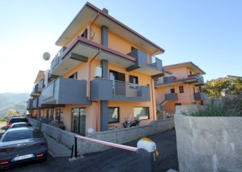 Foto 1 - Terraced Villa VIA CANDELISI, Mendicino - photo 1