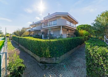 Foto 33 - Quadrilocale via Libeccio
 
3, Vasto - foto 33