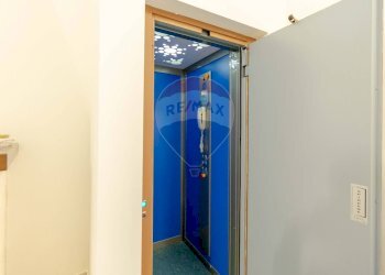 Hall / corridoio - Independent house Via Carlo Sessa
 
2, Modugno - photo 5