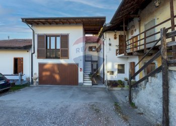 Casa all\'aperto - Casa semi indipendente Brugnoni
 
13, Besozzo - foto 1