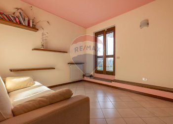 Soggiorno - Casa semi indipendente Brugnoni
 
13, Besozzo - foto 11