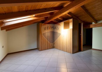 Stanza vuota - Casa semi indipendente Brugnoni
 
13, Besozzo - foto 16