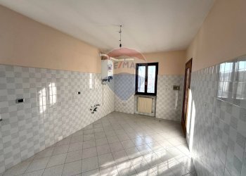 Stanza vuota - Trilocale Via Monte Cengio
 
7, Varese - foto 4