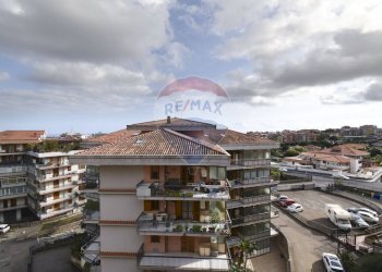 Edificio all\'aperto - Attico Via verga
 
108, Acireale - foto 5