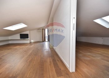 Stanza vuota - Attico Via verga
 
108, Acireale - foto 40