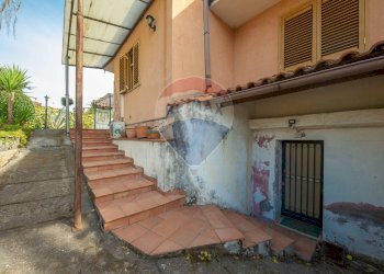 Scale - Villa Via Degli Oleandri, Valverde - foto 13