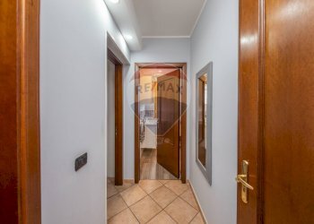 Hall / corridoio - Villa Via Degli Oleandri, Valverde - foto 22