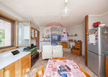 Cucina - Villa Via Degli Oleandri, Valverde - foto 38