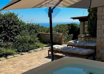 Piscina - Appartamento Via Pietr Composta
 
SNC, Formia - foto 34