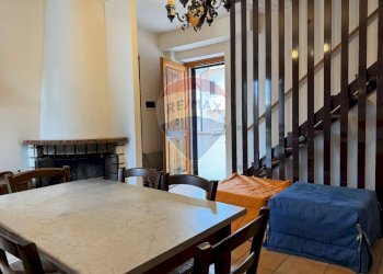 Sala da pranzo - Trilocale Via del Lago
 
snc, Villetta Barrea - foto 11