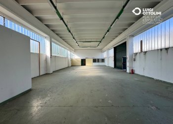 Foto 1 - Capannone via torre
 
5, Medolago - foto 1