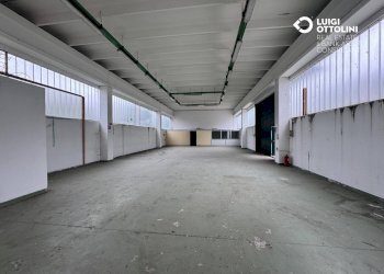 Foto 4 - Capannone via torre
 
5, Medolago - foto 4