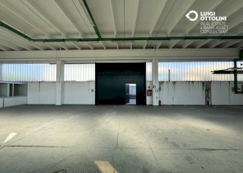 Foto 24 - Capannone via torre
 
5, Medolago - foto 24