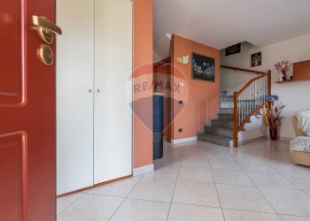 Scale - Casa semi indipendente Via Milano
 
36B, Sumirago - foto 5