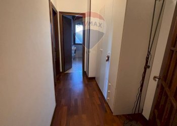 Hall / corridoio - Trilocale Via Ludovico Ariosto
 
24, Mantova - foto 7