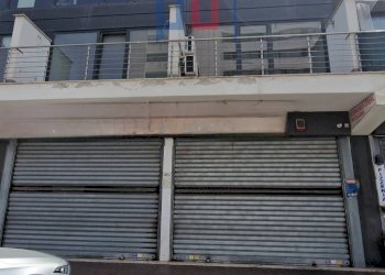 Foto 3 - Locale Commerciale Via dei Castelli Romani, Pomezia - foto 3