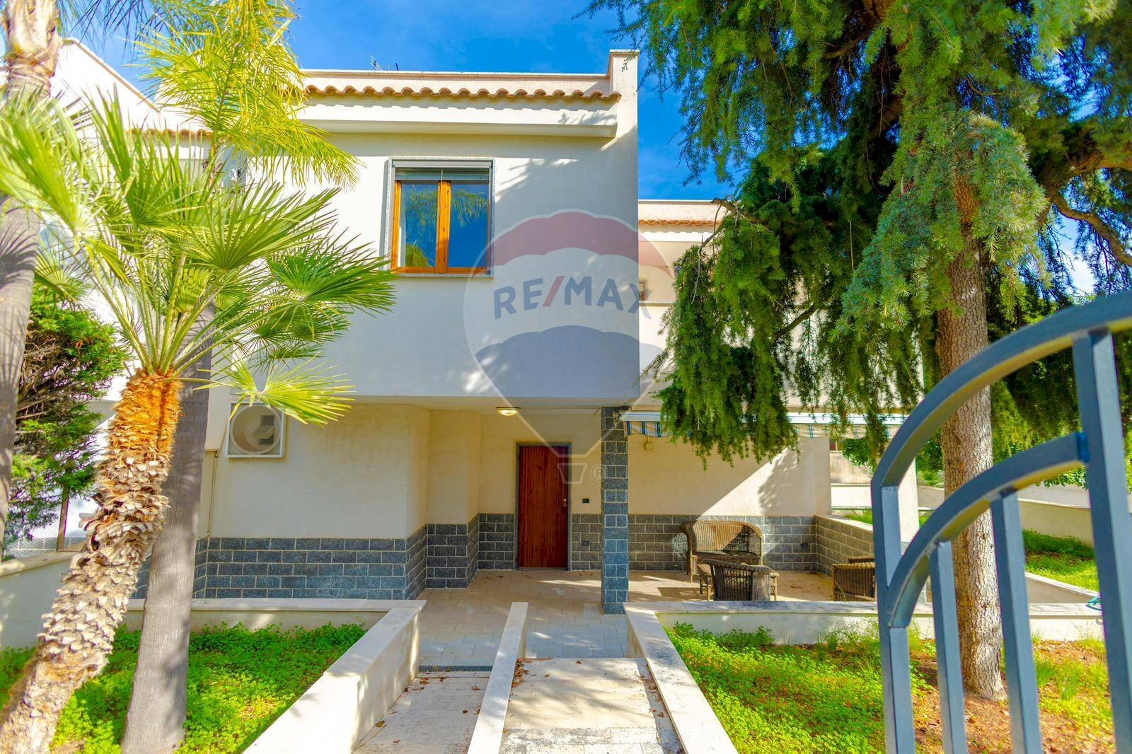 Casa all\'aperto - Villa a Schiera Via della Libertà
 
102, Bisceglie - foto 2