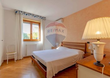 Camera / camera da letto - Villa a Schiera Via della Libertà
 
102, Bisceglie - foto 19