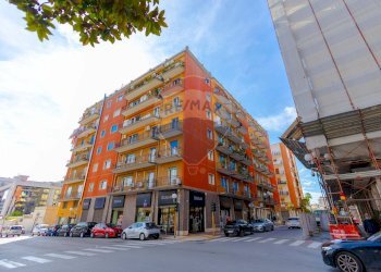 Edificio all\'aperto - Three-room apartment Via Aldo Moro
 
79, Bisceglie - photo 1