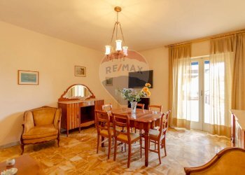 Sala da pranzo - Three-room apartment Via Aldo Moro
 
79, Bisceglie - photo 5