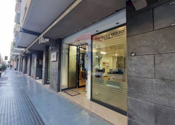 Terrazza - Locale Commerciale Via Principe Amedeo
236, Bari - foto 2