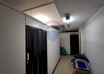 Hall / corridoio - Locale Commerciale Via Principe Amedeo
236, Bari - foto 9