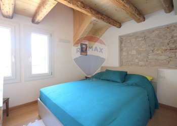 Camera / camera da letto - Villa Bifamiliare VIA CAVOUR
 
32, Asiago - foto 13