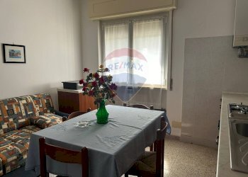 Sala da pranzo - Two-room apartment Via Santuario
 
25, Madonna del Sasso - photo 3