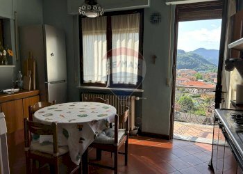 Sala da pranzo - Casa semi indipendente Varallo - foto 3