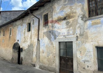 Casa all\'aperto - Casa semi indipendente Via Caduti Libertà, Omegna - foto 2