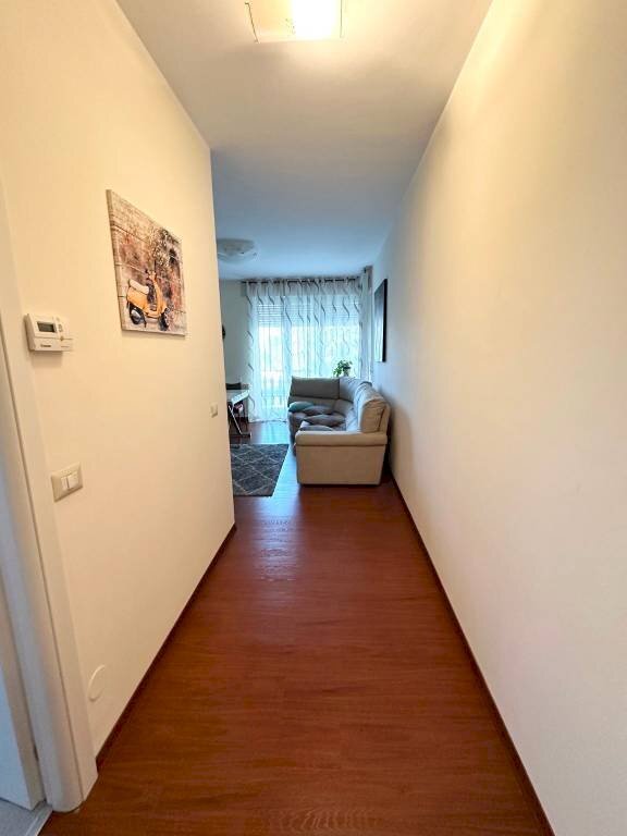 Corridoio - Three-room apartment via Verbano, Arona - photo 2