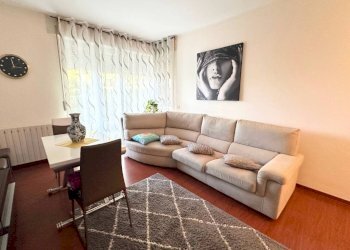 Soggiorno - Trilocale via Verbano, Arona - foto 3