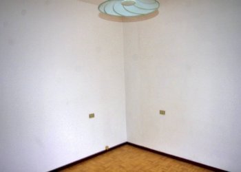 Camera da letto - Quadrilocale Gallarate - foto 14