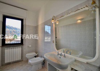 Bagno - Trilocale via Gusmini, Gazzaniga - foto 11