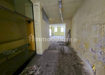 Magazzino - Negozio via Terenzio Varrone, Rieti - foto 6