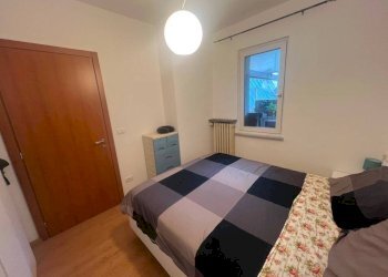 Camera da letto - Bilocale via Felice Cavallotti, Cuneo (zona Centro) - foto 8